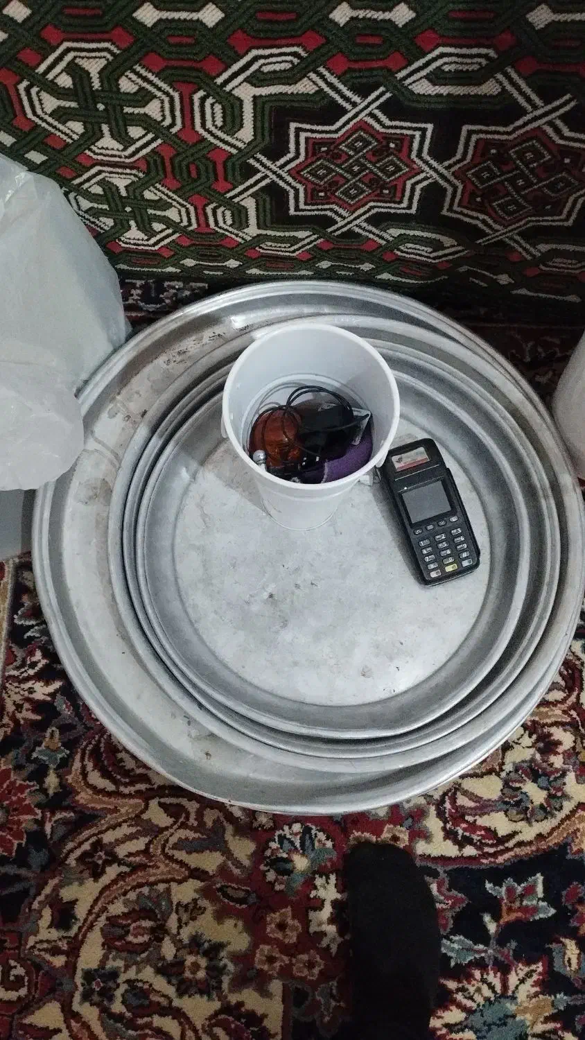 چیت سینی جاگلدان درحد نو|ظروف سرو و پذیرایی|ایلام, |دیوار