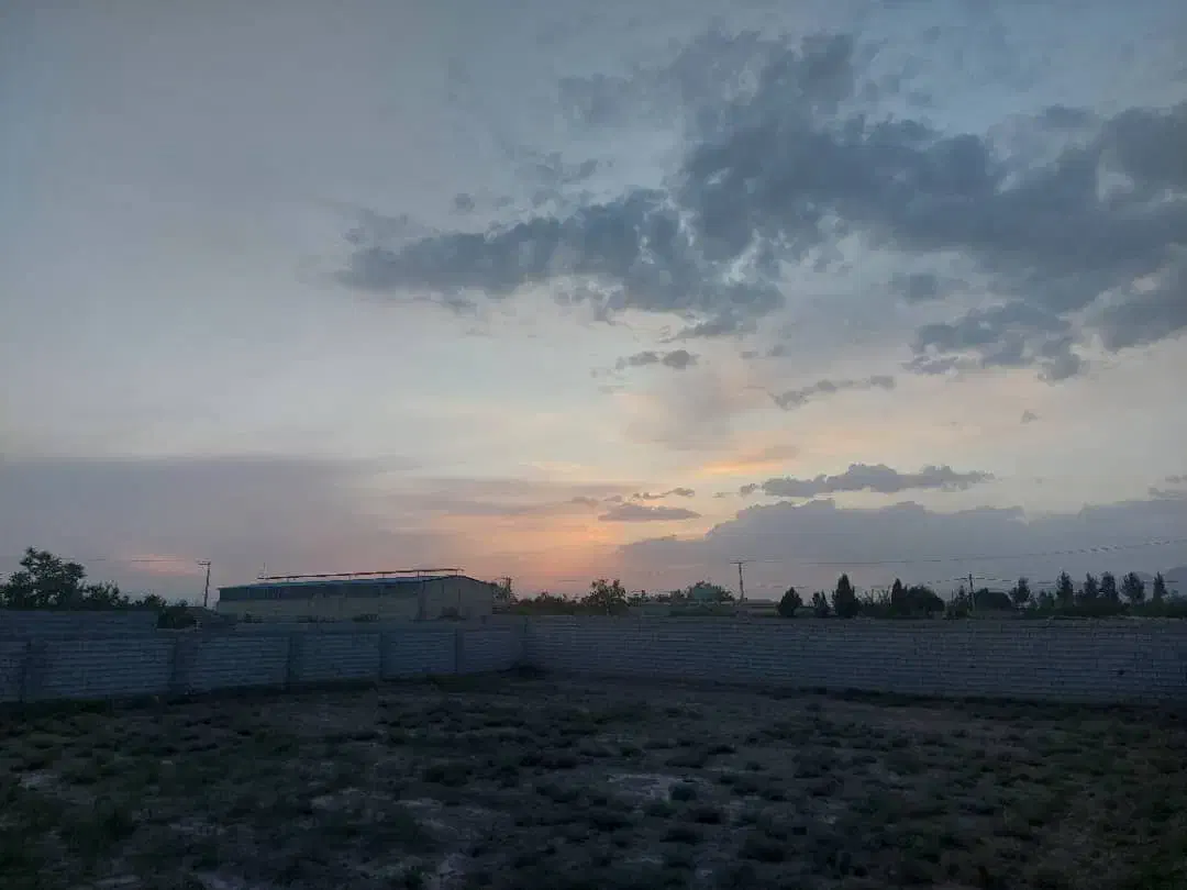 فروش زمین کشاورزی دامداری گلخانه|فروش دفتر صنعتی، کشاورزی، تجاری|اصفهان, باغ دریاچه|دیوار