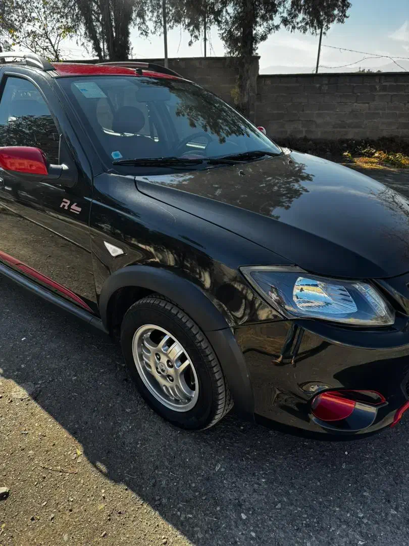 کوئیک R مشکی قرمز|خودرو سواری و وانت|مشهد, فلسطین|دیوار