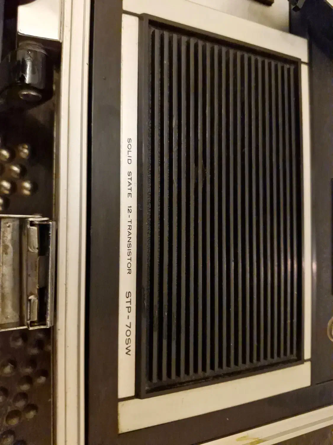 رادیوگرام آنتیک پرتابل CROWN|کلکسیون اشیاء عتیقه|تهران, بهار|دیوار