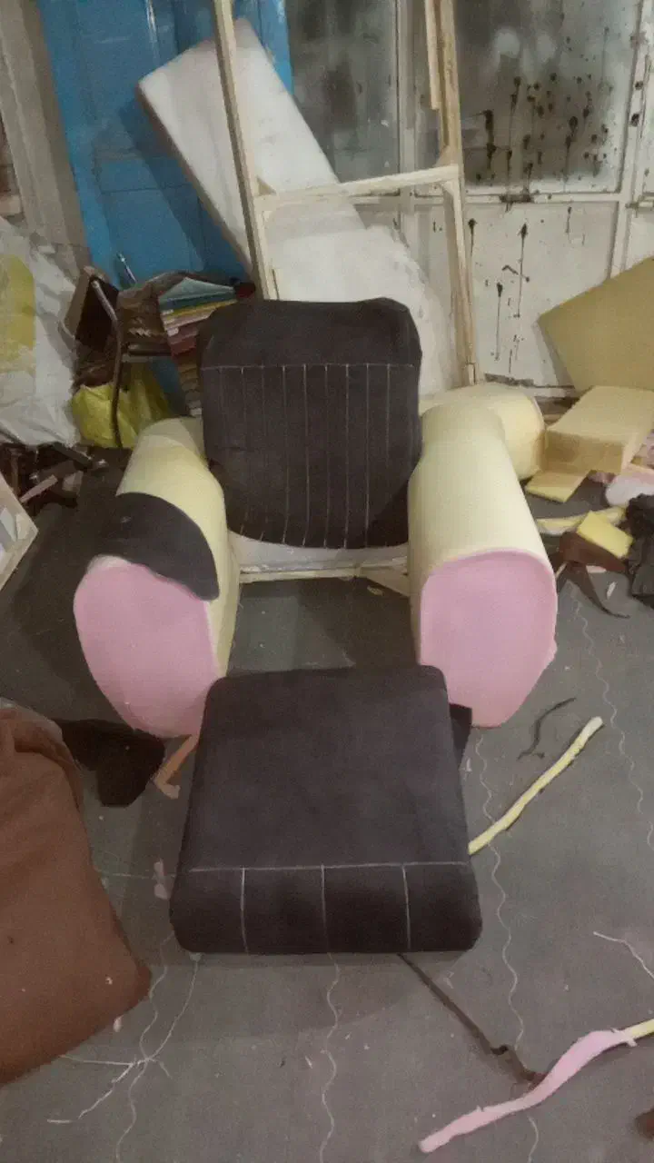 تعمیرات مبلمان درمنزل و تولیدی|خدمات پیشه و مهارت|بیرجند, |دیوار