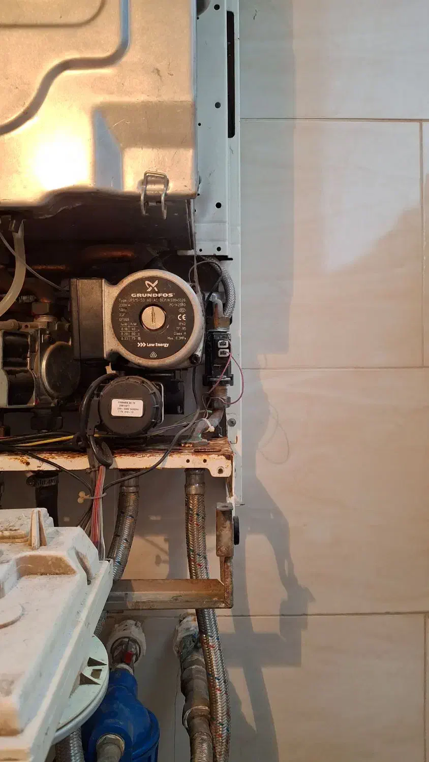 نصب کولر اسپیلت، تعمیرات و سرویس کولر گازی و پکیج|خدمات پیشه و مهارت|کوچصفهان, |دیوار