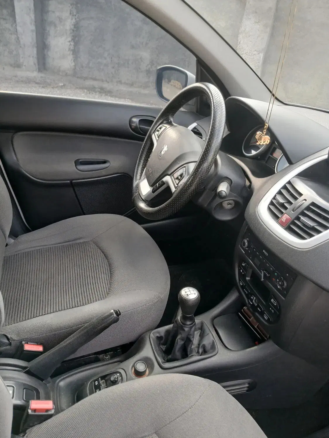 پژو 207 دنده|خودرو سواری و وانت|کرمانشاه, |دیوار