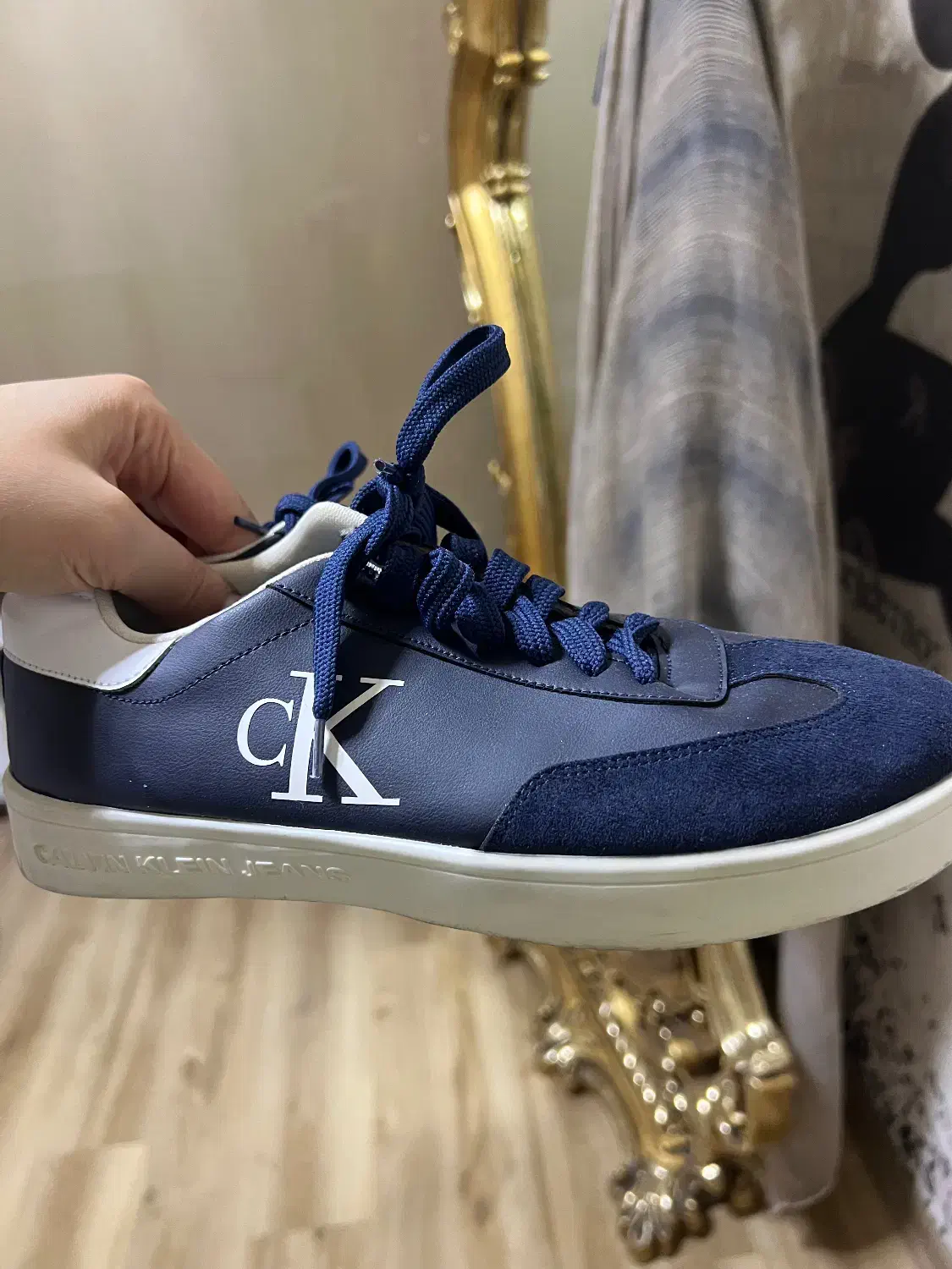 کفش|کیف، کفش، کمربند|تبریز, |دیوار