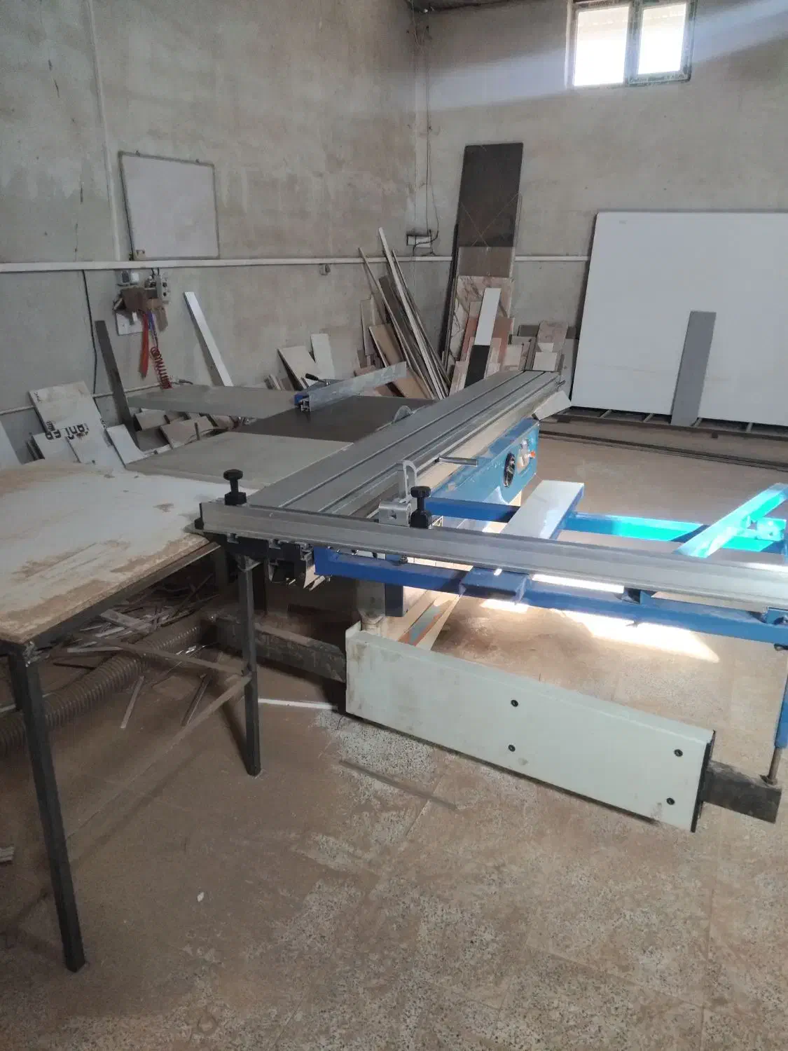 دورکن ۳۲۰|ماشین‌آلات صنعتی|ایجرود, |دیوار