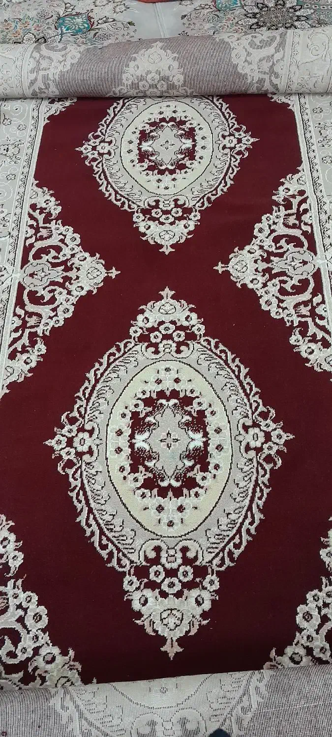 کناره|فرش|سبزوار, باهنر|دیوار