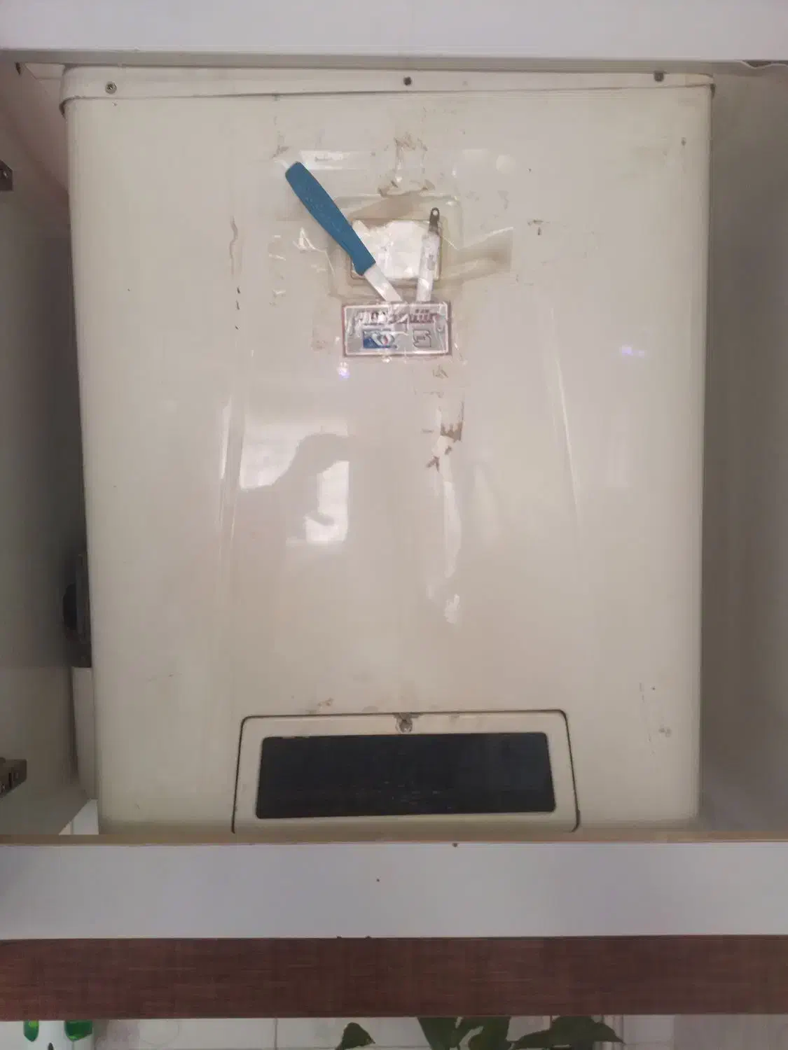 هود و آبگرمکن|هود|طاغنکوه, |دیوار