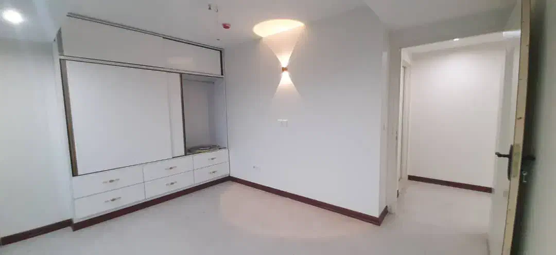 130 متر/برج مدرن الماس شیشه/شهرک چیتگر/مجرد