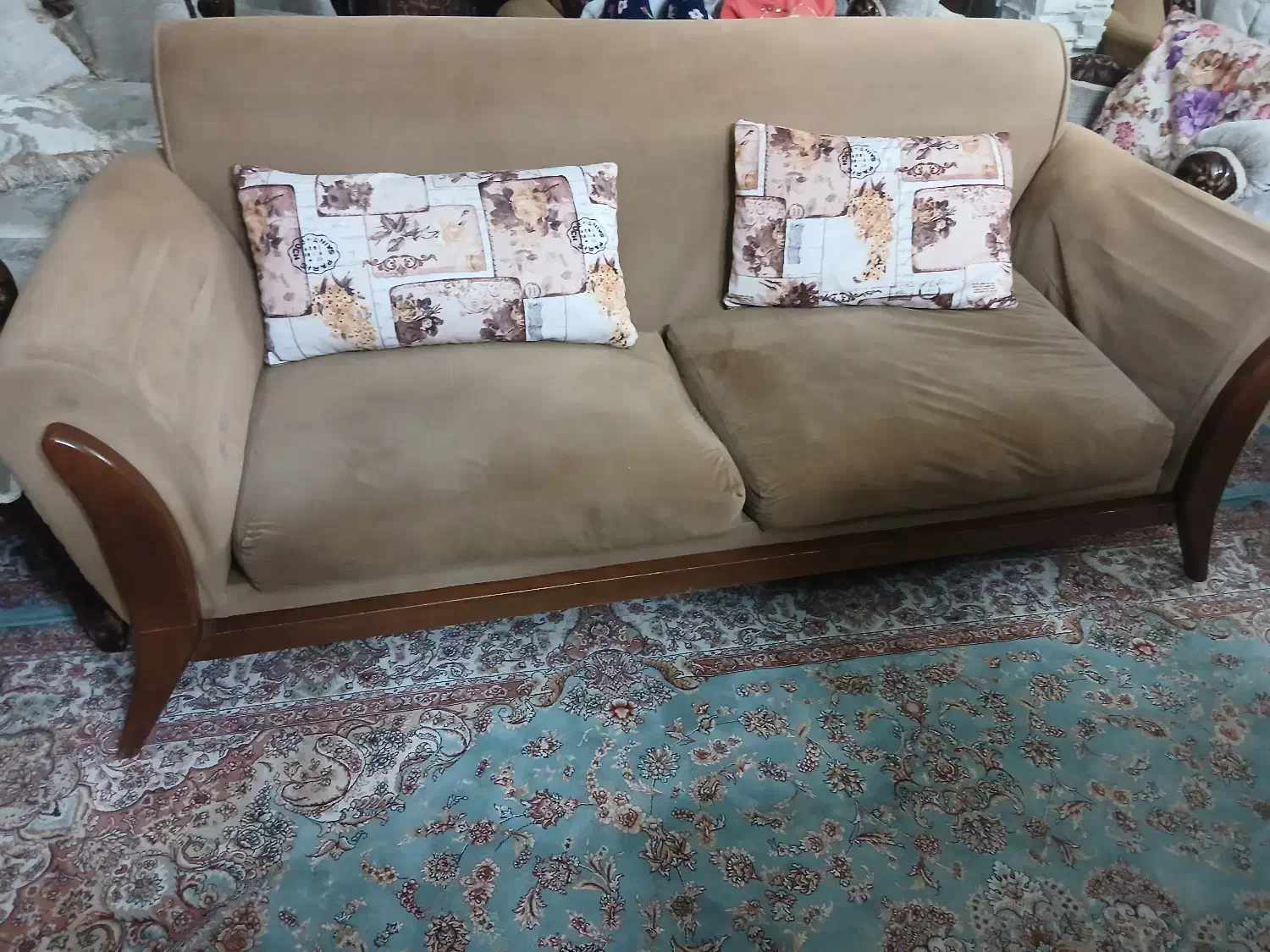 راحتی کارکرده تمیز|مبلمان خانگی و میز عسلی|اندیشه, اندیشه فاز ۳|دیوار