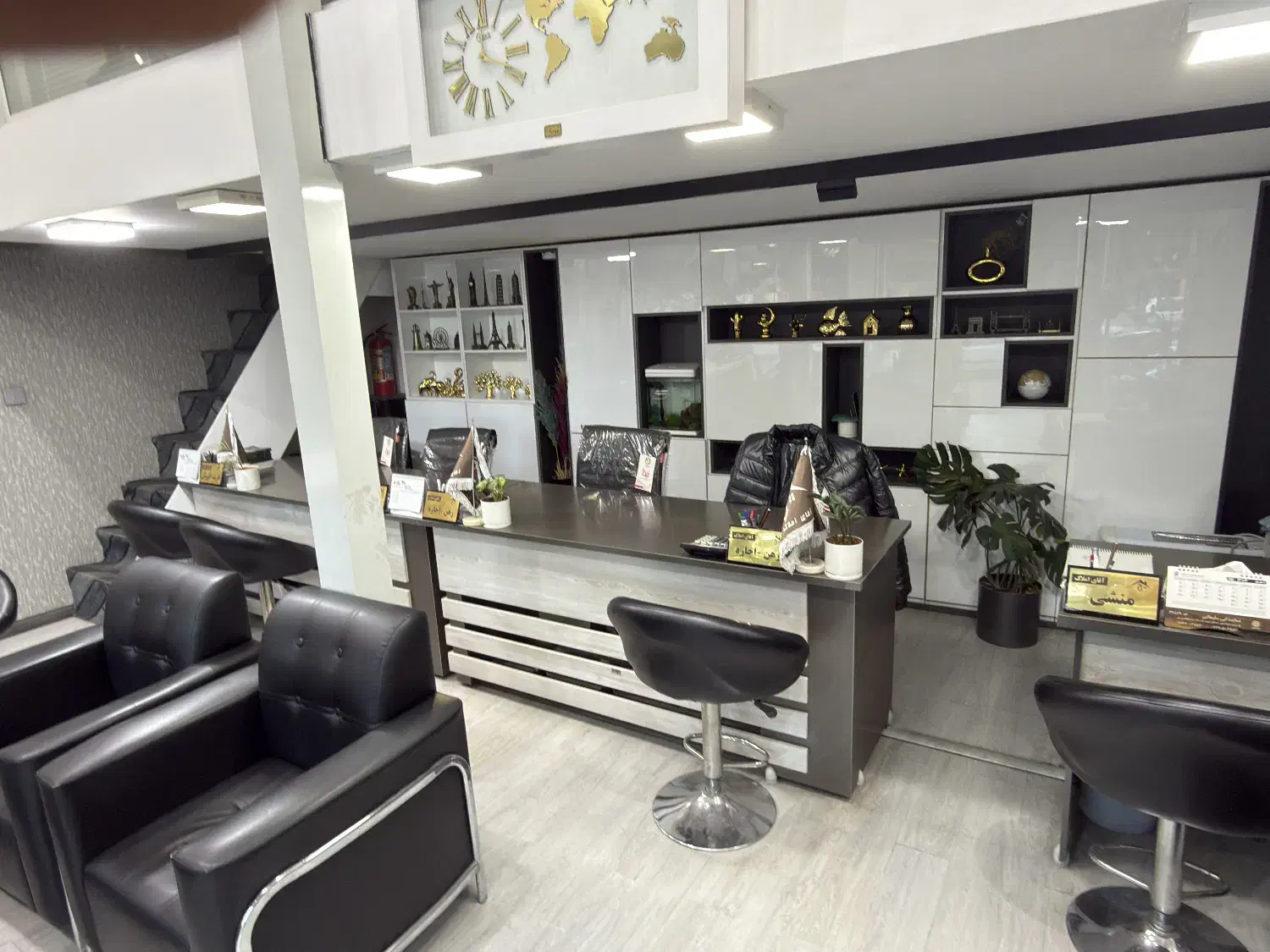 مغازه املاک فعال فرهنگشهر|استخدام بازاریابی و فروش|شیراز, فرهنگ شهر|دیوار