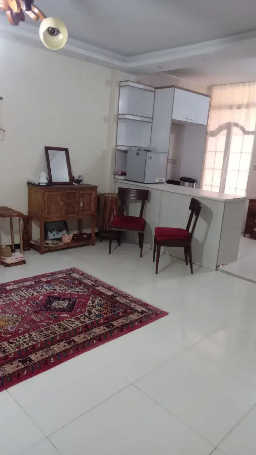 رهن آپارتمان ۶۸ متری جنت اباد جنوبی