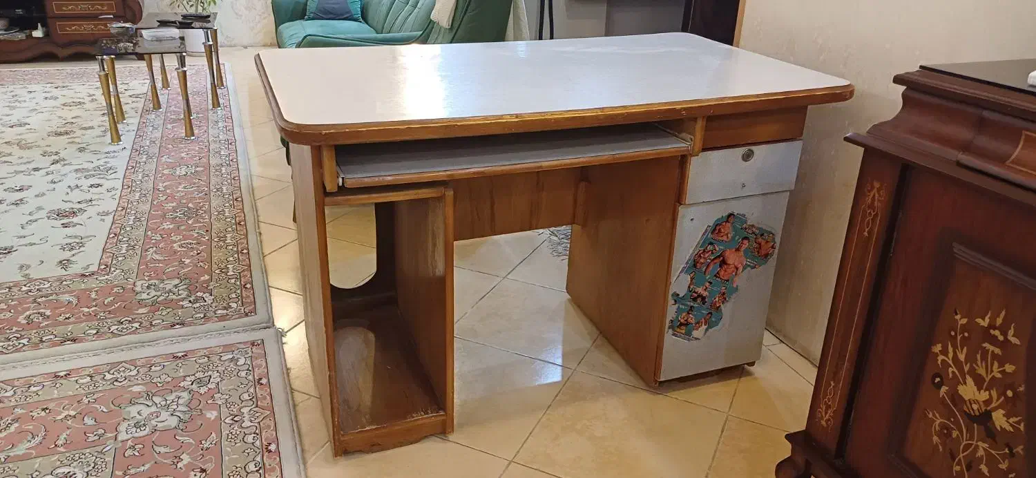 میز تحریر وکامپیوتر چوب تمام|میز تحریر و کامپیوتر|مشهد, آزادشهر|دیوار