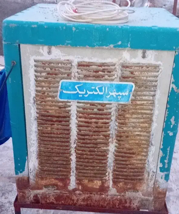 کولر آبی بزرگ|کولر آبی|اراک, |دیوار