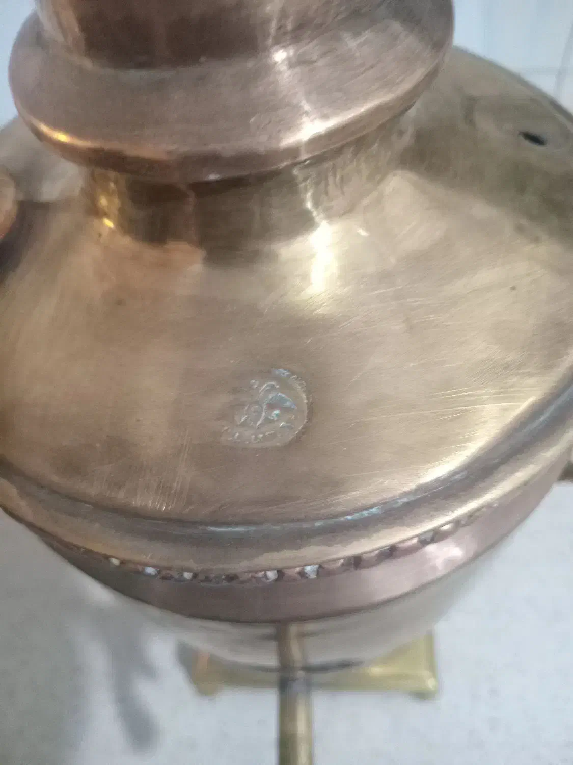 سماور عتیقه قدیمی نیکالای|کلکسیون اشیاء عتیقه|ری, علایین|دیوار