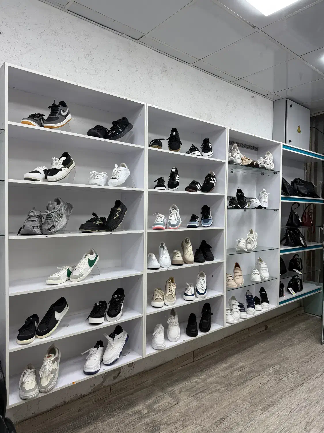 دکور مغازه|کتابخانه، شلف، قفسه‌های دیواری|بندر ماهشهر, |دیوار