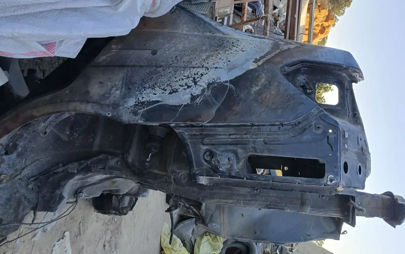 قسمت عقب بنز E350|قطعات یدکی و لوازم جانبی|تهران, شهید رجایی|دیوار