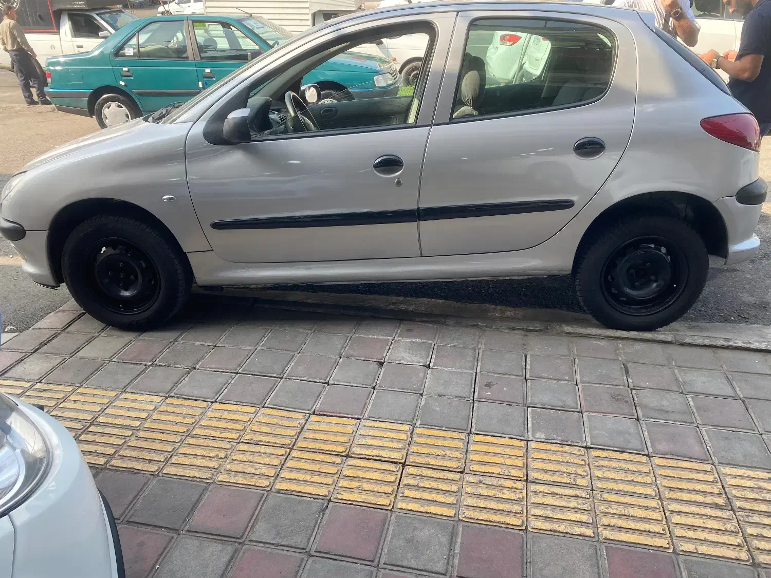 ۲۰۶ تیپ ۲|خودرو سواری و وانت|رشت, یخسازی|دیوار