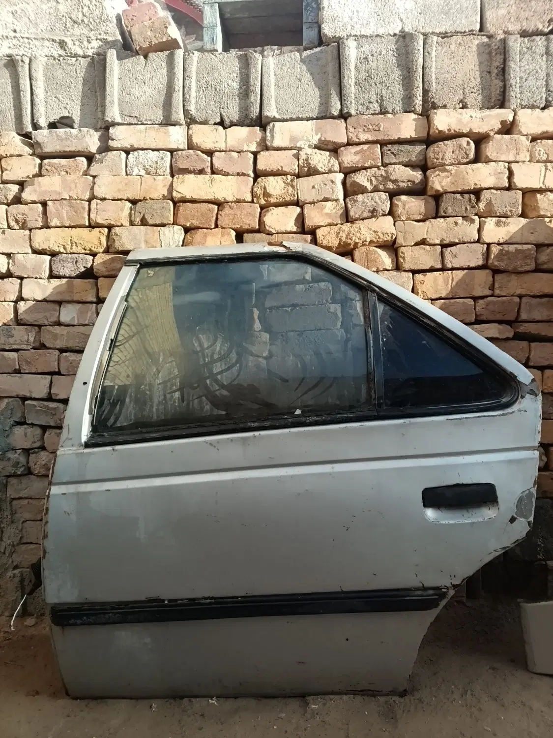 درب پژو405|قطعات یدکی و لوازم جانبی|زاهدان, |دیوار