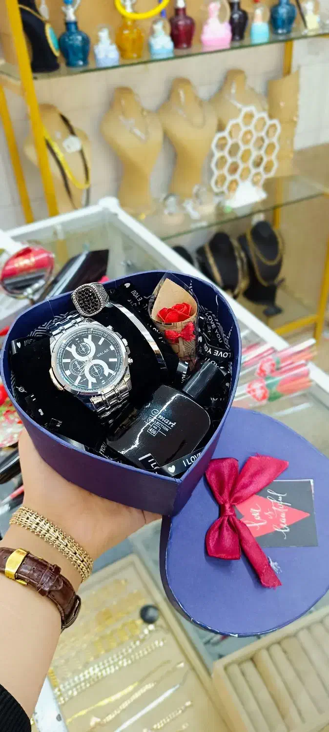 پک روز مرد|بدلیجات|شوش, |دیوار