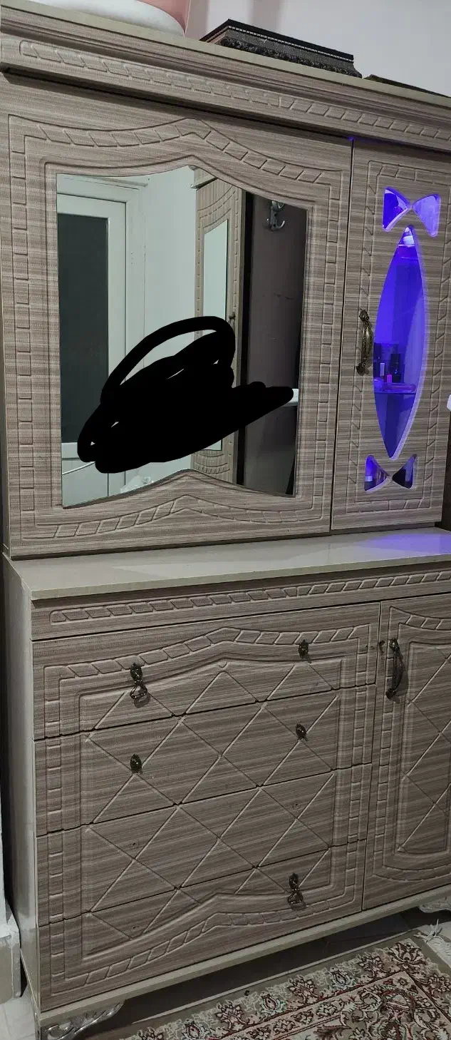 دلاور جاکفشی|جاکفشی، کمد، دراور|بجنورد, |دیوار