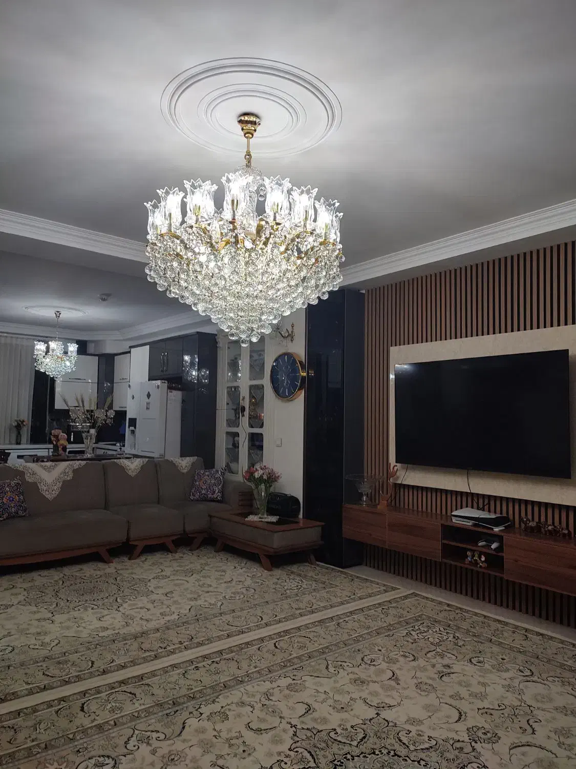 ۹۸متر فول بازسازی/مجتمع پرطرفدار رزین /سر سپیده ج|فروش آپارتمان|تهران, شهرک ولیعصر جنوبی|دیوار