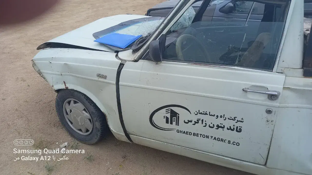 خودروی فرسوده و تصادفی|خودرو سواری و وانت|بروجرد, |دیوار