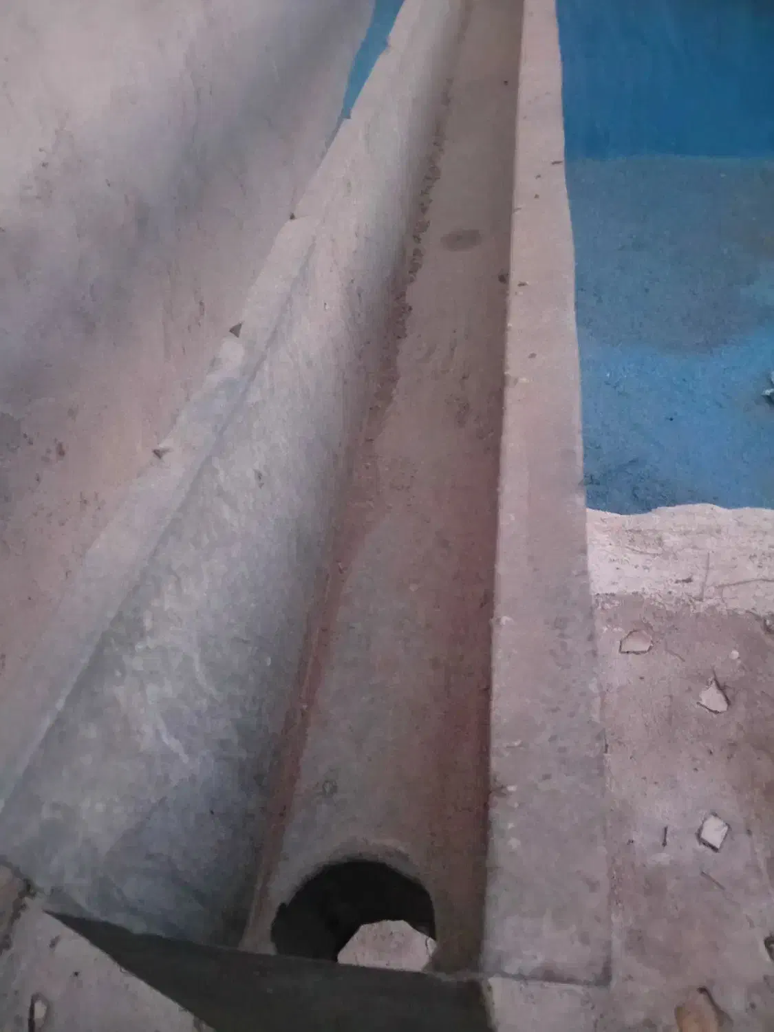 ناودانی برای سقف شیروانی|مصالح و تجهیزات ساختمان|زرند, |دیوار