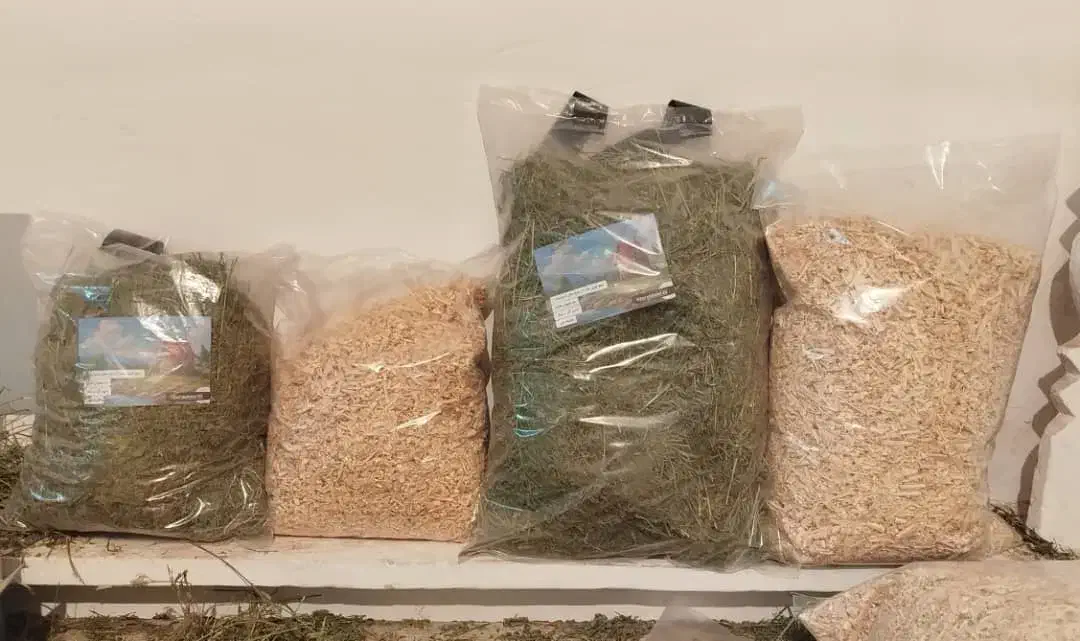 یونجه|لوازم جانبی حیوانات|کرج, عظیمیه|دیوار