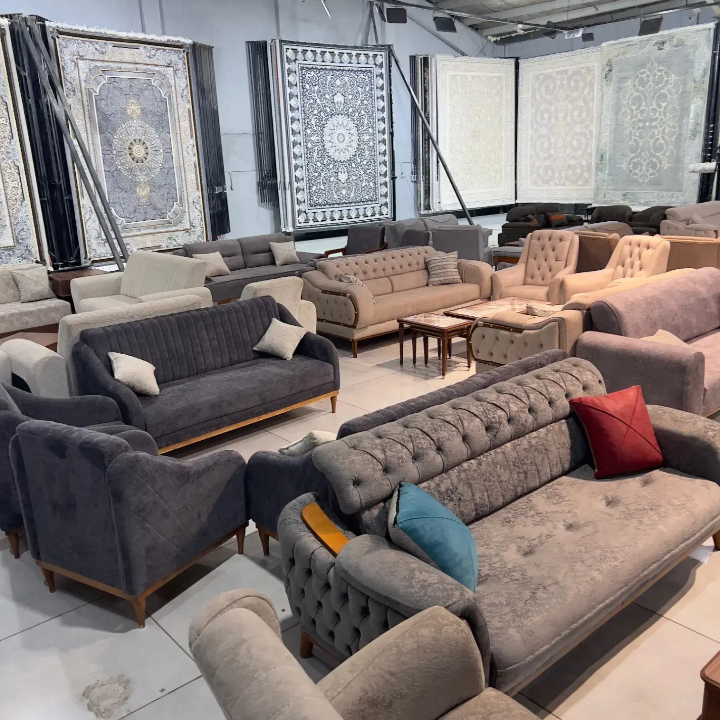 فرش در مبلمان بلوار عدالت شمالی/کد 4030|فرش|شیراز, لاله|دیوار