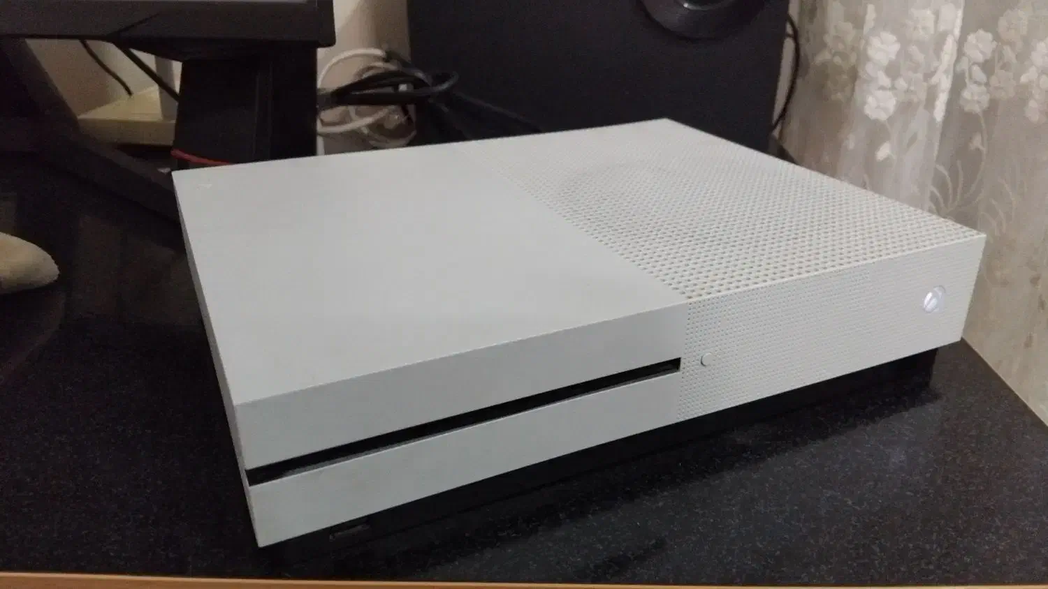 ایکس باکس وان اس دو دسته داریو دار یک ترا|کنسول، بازی ویدئویی و آنلاین|الوند, |دیوار