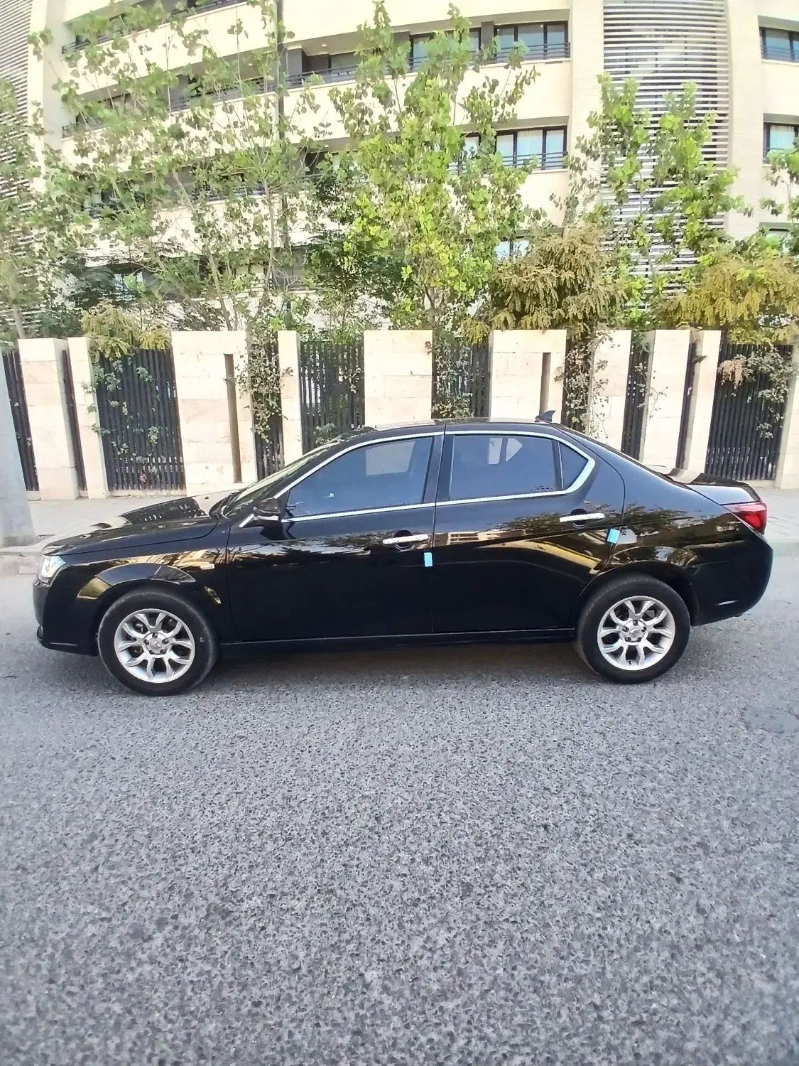 دنا پلاس اتومات|خودرو سواری و وانت|کاشان, مفتح|دیوار