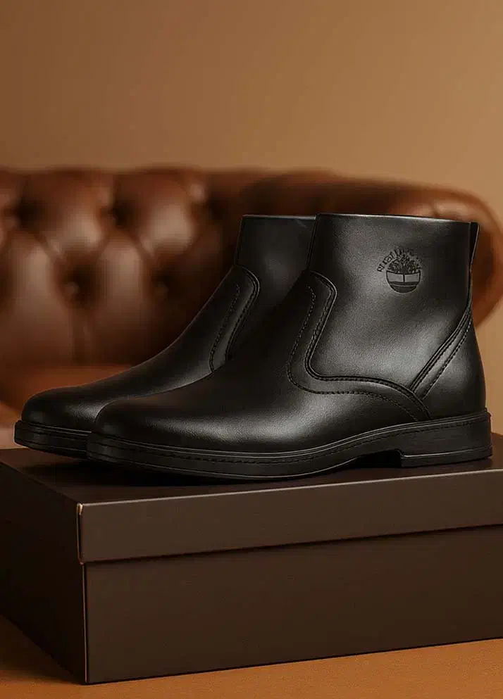 نیم بوت مردانه خفن مشکی راحت و بادوام شیک|کیف، کفش، کمربند|اصفهان, کوی شهید کشوری|دیوار