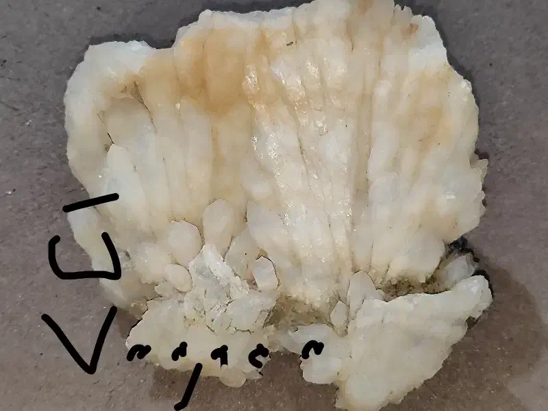 سنگ راف کریستال راف معدنی اصل زیبا جواهرات|جواهرات|محمودآباد, |دیوار