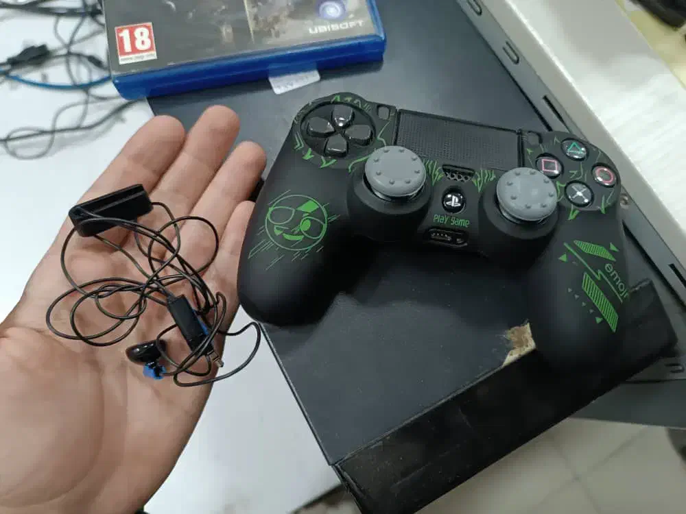 دستگاه فول امکانات سه دسته کپی خورps4 slim|کنسول، بازی ویدئویی و آنلاین|مشکیندشت, |دیوار