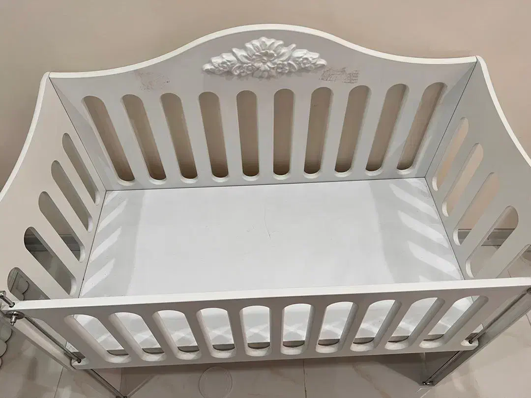 تخت بچه کنار مادر ثابت|تخت و صندلی بچه|اهواز, کوروش|دیوار