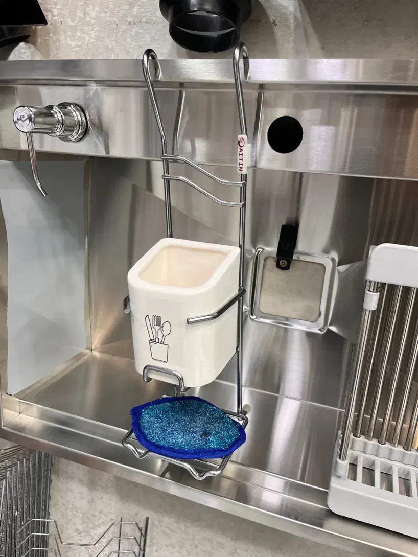 جا قاشقی و اسکاج|آب‌چکان و نظم‌دهنده ظروف|بجنورد, |دیوار