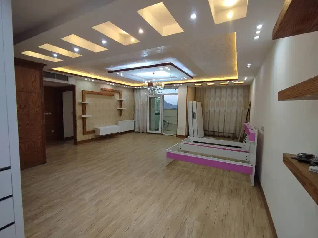 فروش واحد ۱۰۷متری لوکس|فروش آپارتمان|فولادشهر, B8|دیوار