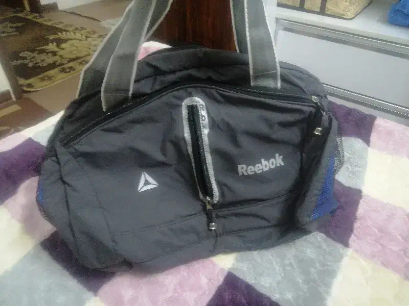 ساک ورزشی|کیف، کفش، کمربند|اصفهان, شاهد|دیوار