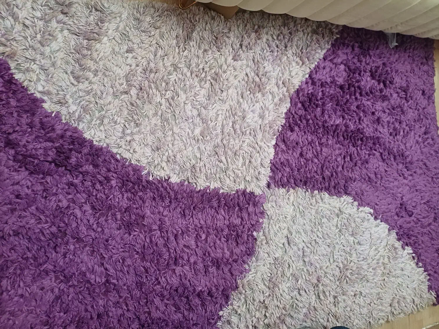 گلیم فرش ۴متری ومدل گل قطر یک متر ودو عدد پا دری|فرش|ملایر, |دیوار