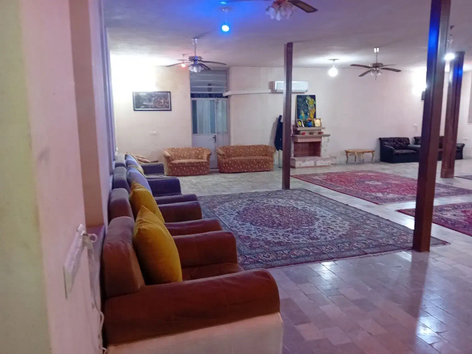 اجاره باغ روزانه پل پالایشگاه|اجارهٔ کوتاهمدت ویلا و باغ|شیراز, حومه شیراز|دیوار