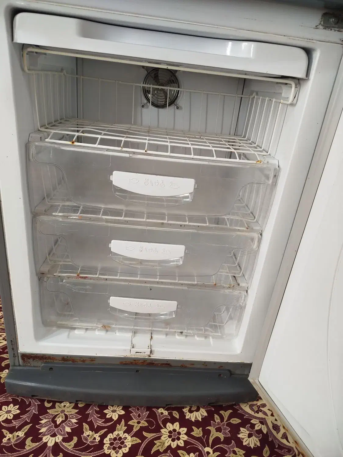 یخچال|یخچال و فریزر|میانه, |دیوار