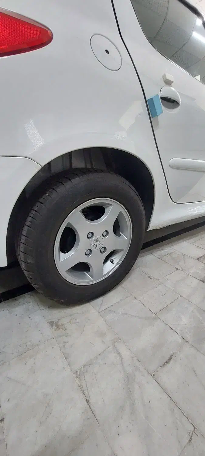 ۲۰۷ مدل ۴۰۲ صفر سقف فلز با ۵۰ میلیون وسایل|خودرو سواری و وانت|بیرجند, |دیوار