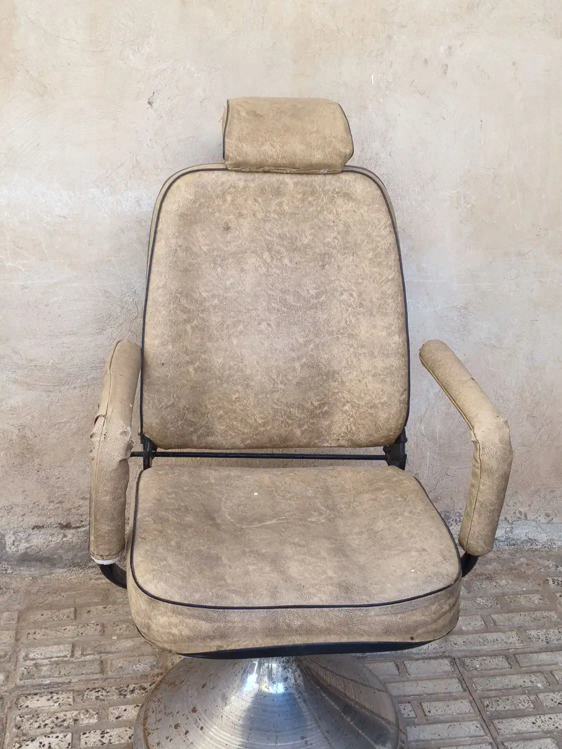 صندلی آرایشگاه|آرایشگاه و سالنهای زیبایی|الوند, |دیوار