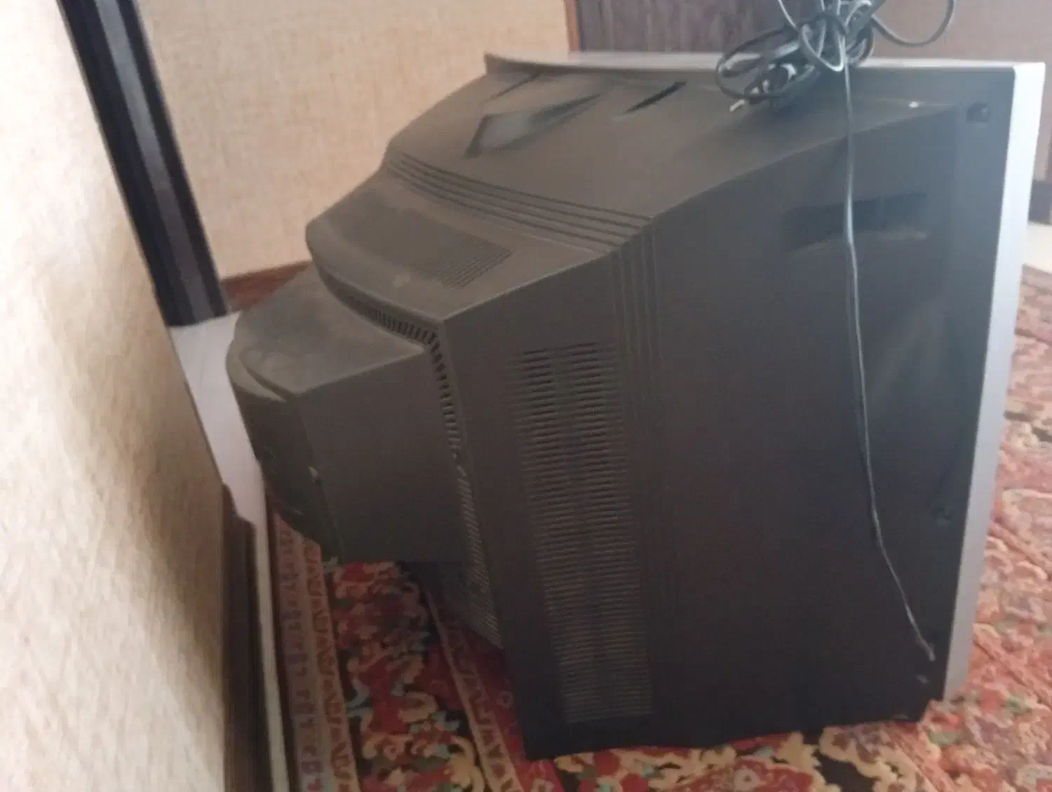 تلویزیون ال جی|تلویزیون و پروژکتور|شیراز, حجت آباد|دیوار