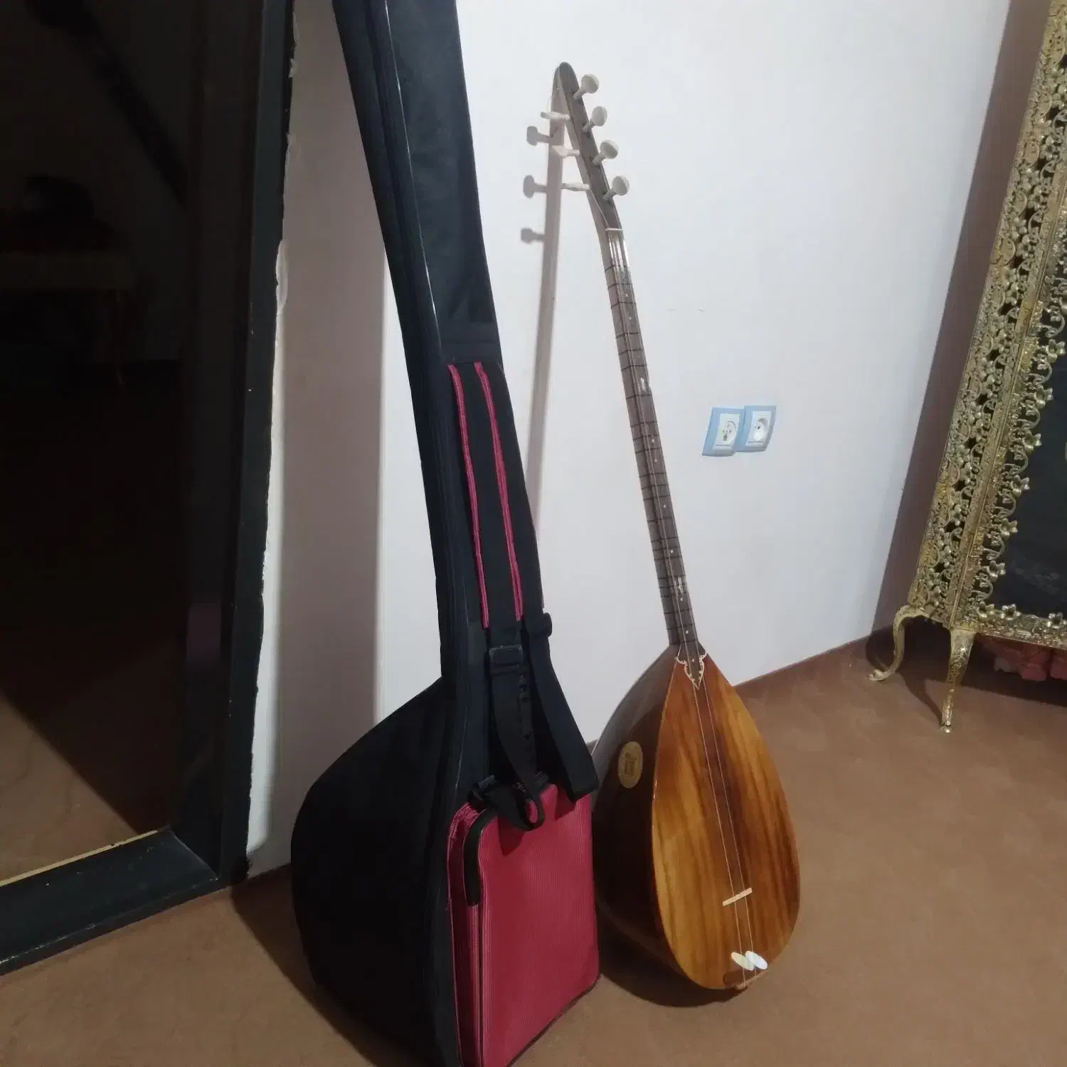 ساز باغلاما دسته بلند|سازهای سنتی|ماکو, |دیوار