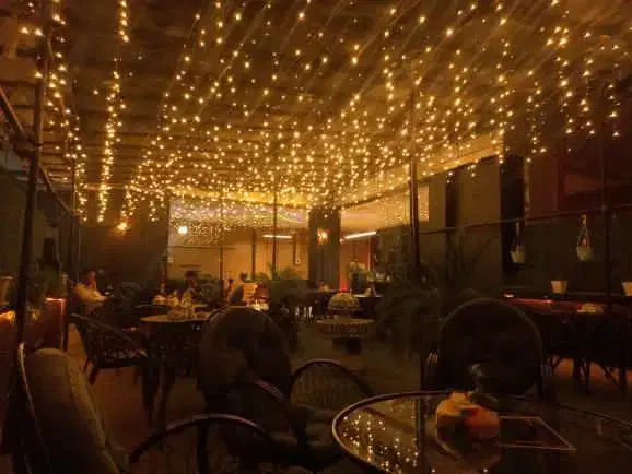 واگذاری کافه شب در گلبهار با تمام لوازم و‌تجهیزات|کافی‌شاپ و رستوران|گلبهار, شهر جدید گلبهار|دیوار