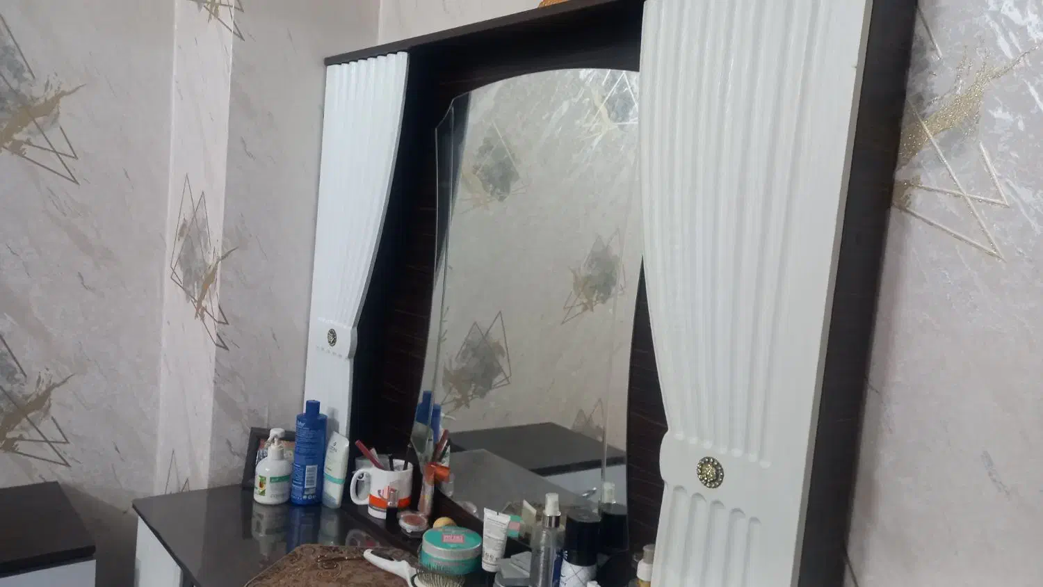 تخت میز آرایشی|تخت و صندلی بچه|پاکدشت, پاکدشت (مامازند)|دیوار