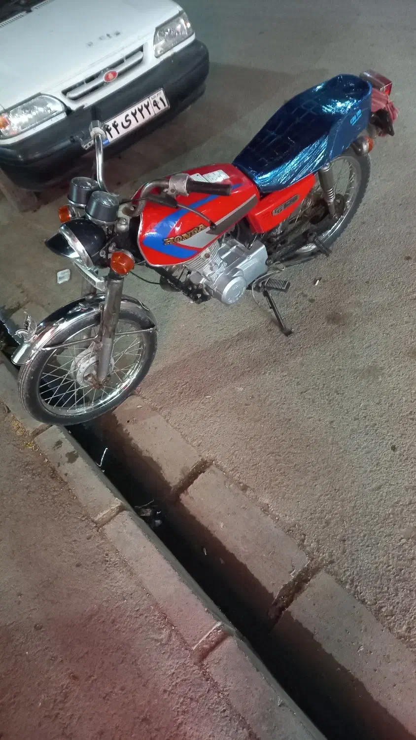 موتور هندا ۱۲۵|موتورسیکلت|اردبیل, |دیوار