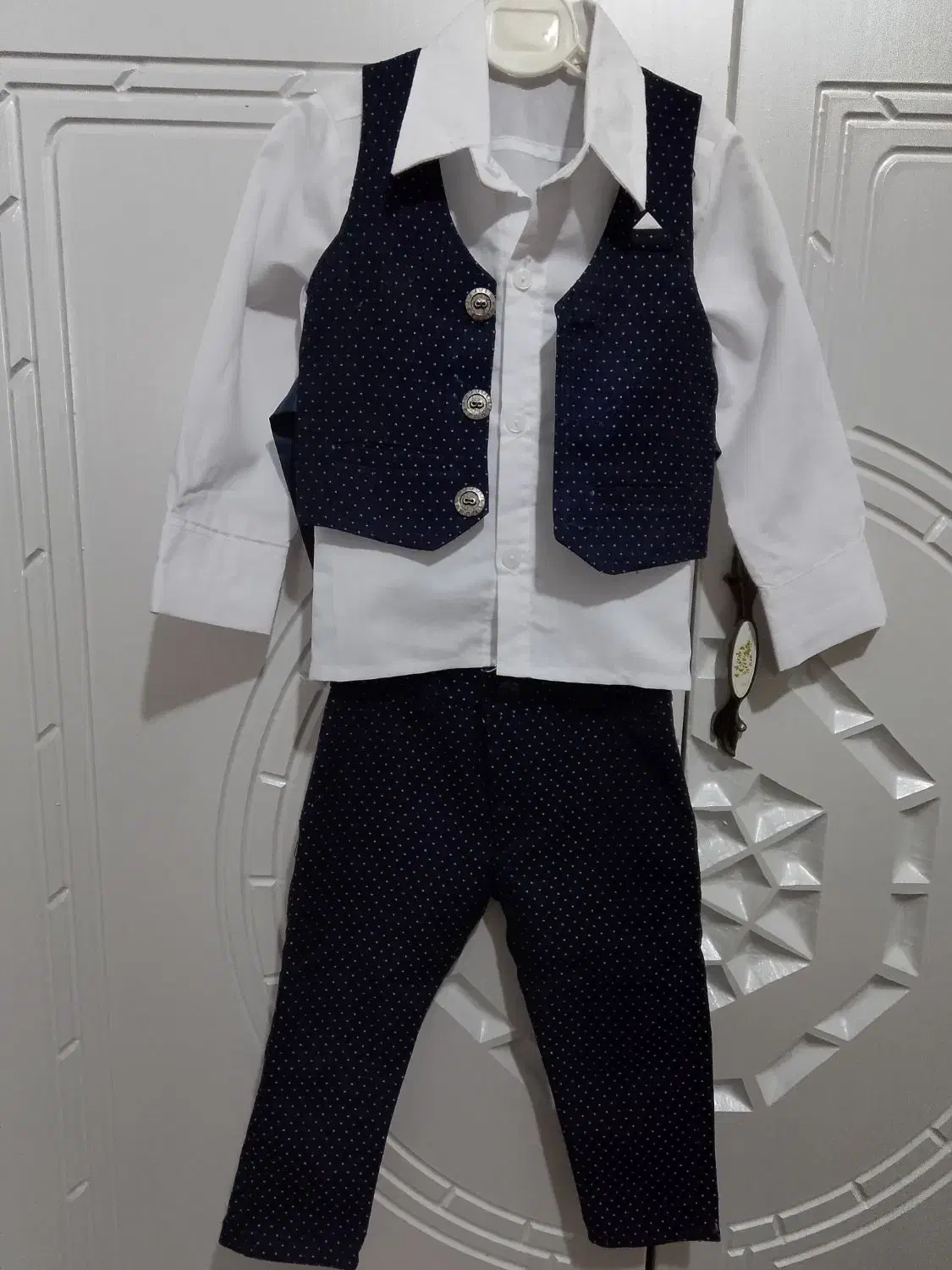 لباس مجلسی پسرانه|کفش و لباس بچه|بومهن, |دیوار