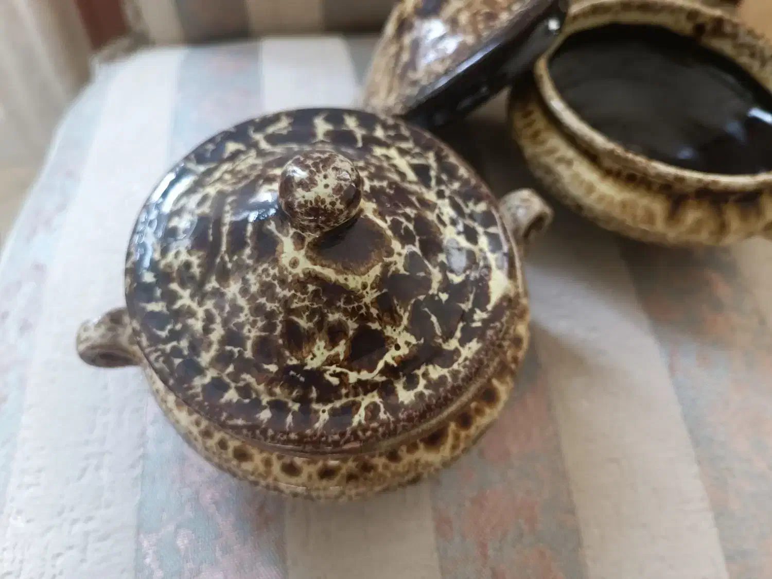 قندون قدیمی|کلکسیون اشیاء عتیقه|مشکیندشت, |دیوار